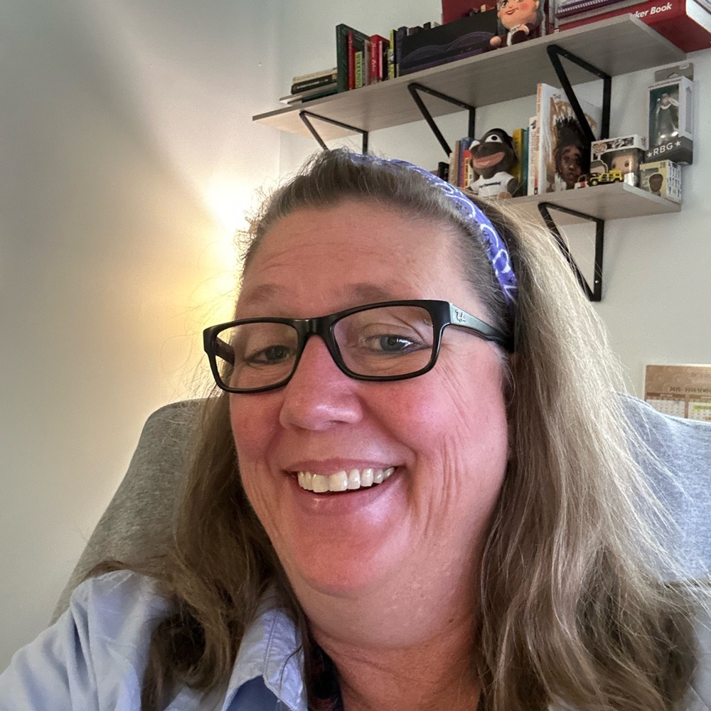 Meet your Posher, Julie
